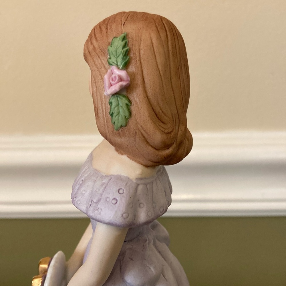Enesco SWEET 16 GROWING UP BIRTHDAY GIRLS DOLL - Picture 4 of 8